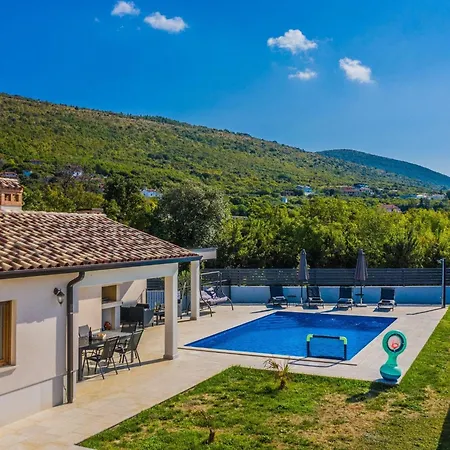 Lush In Sv Lovre Labinski With Private Pool Villa