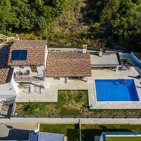 Lush In Sv Lovre Labinski With Private Pool Villa
