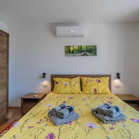 Lush In Sv Lovre Labinski With Private Pool *